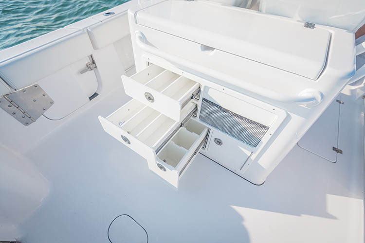 Open 282 Center Console Sportsman Boats